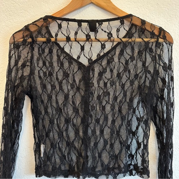 Shein see through Lacey top black size small - Picture 6 of 6